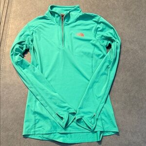 The North Face Women's Aqua Long Sleeve 3/4 Zip Top